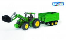 Bruder 03055 - John Deere 7930 mit Frontlader und Tandemachs-Transportanhänger